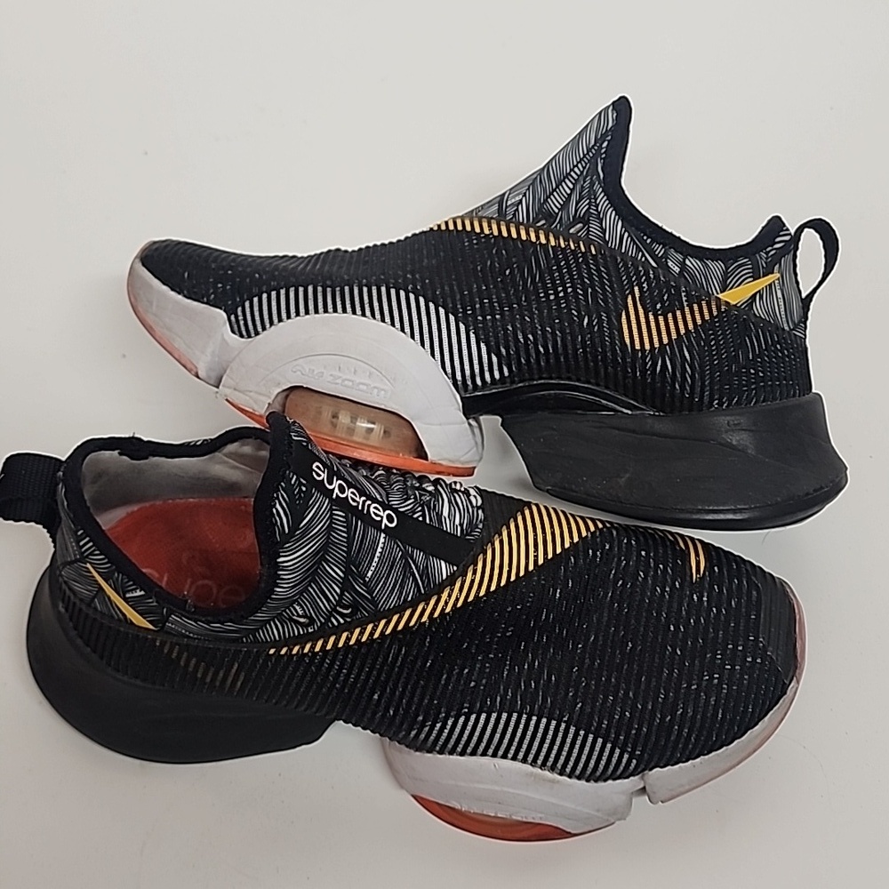 Nike air zoom superrep womens sz 7 black lazer super comfortable running shoes. - Picture 4 of 13